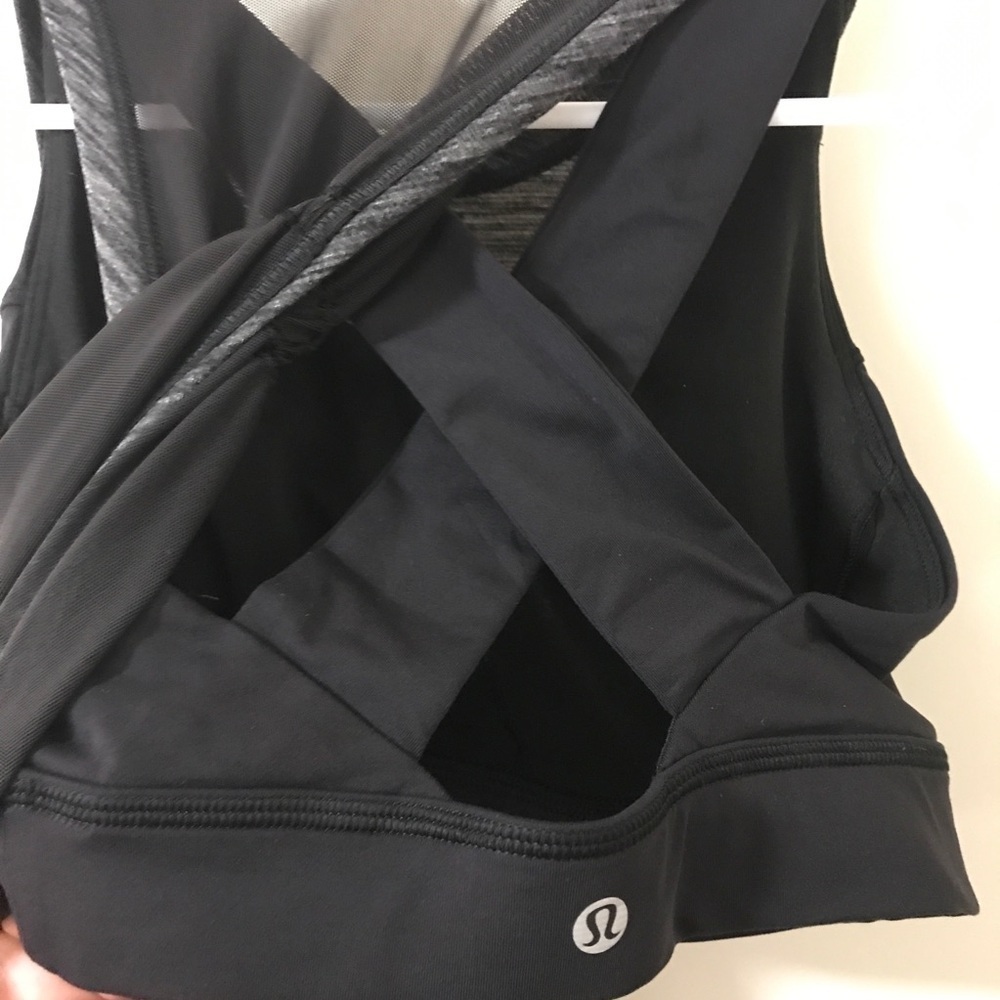 Lululemon athletica work the circuit tank with built in support bra size 4 - Picture 5 of 10